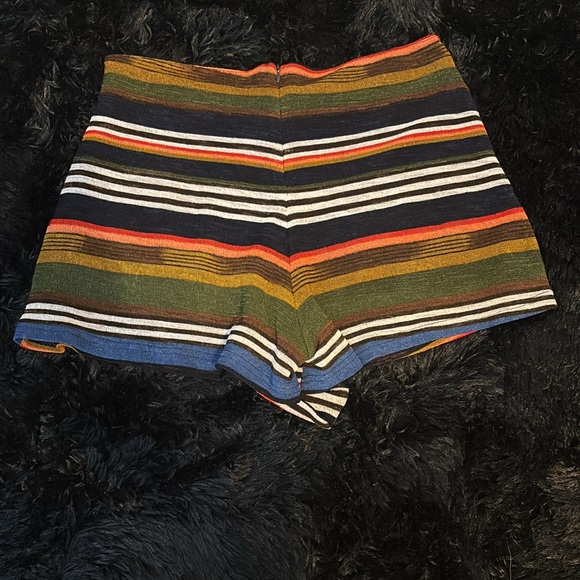 Wild Honey Tie Front High Waist Shorts Size L - Picture 4 of 5